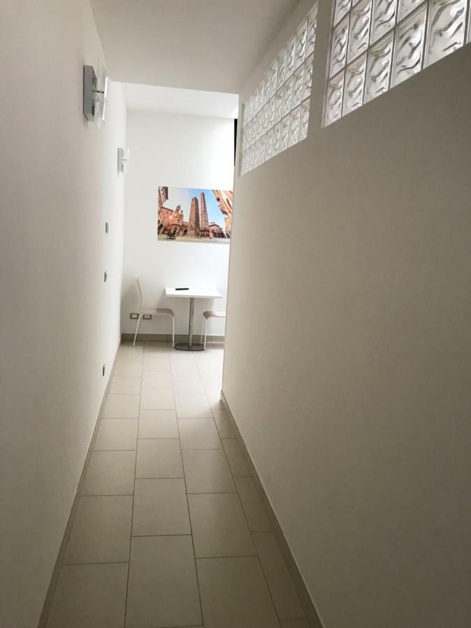 Time Out Aparthotel Казалеккьо-ди-Рено Экстерьер фото
